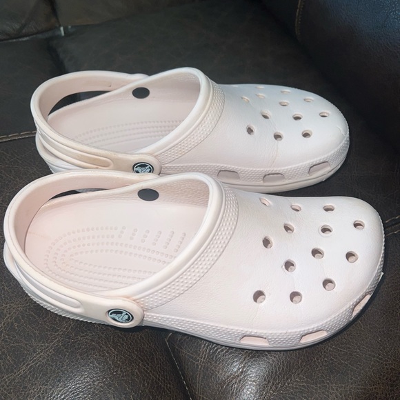 CROCS Shoes - Light Pink Crocs Classic Clogs